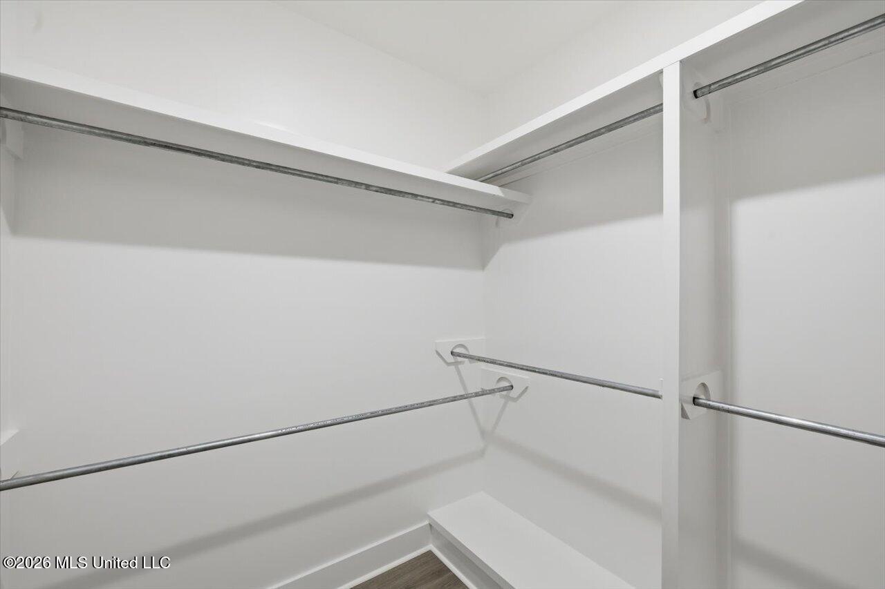 218 New Haven Lane Property Photo 20