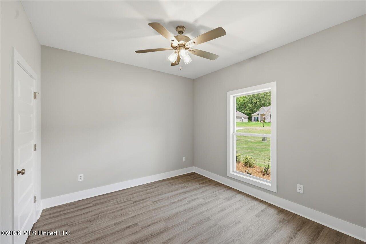 218 New Haven Lane Property Photo 22