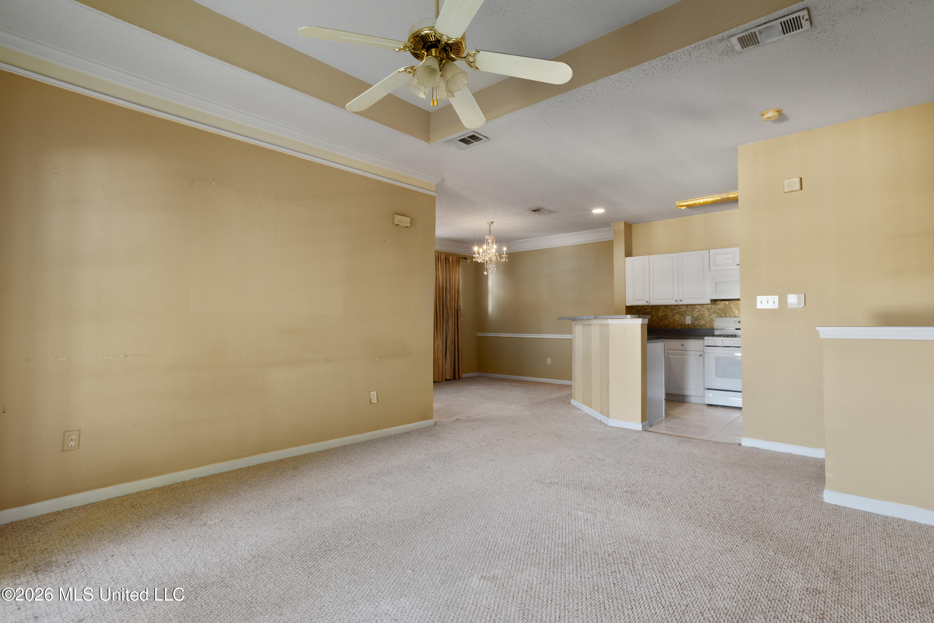 2252 Beach Drive Property Photo 8
