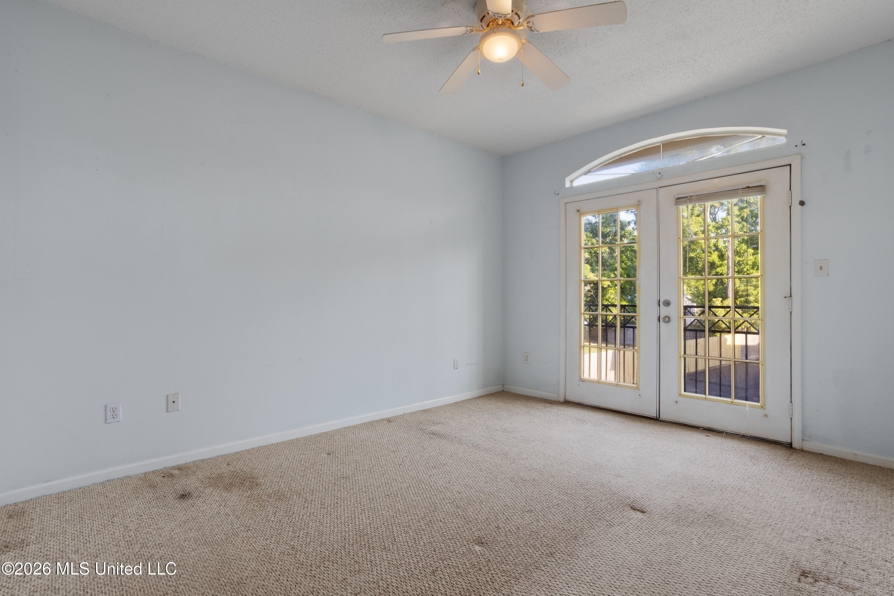 2252 Beach Drive Property Photo 15