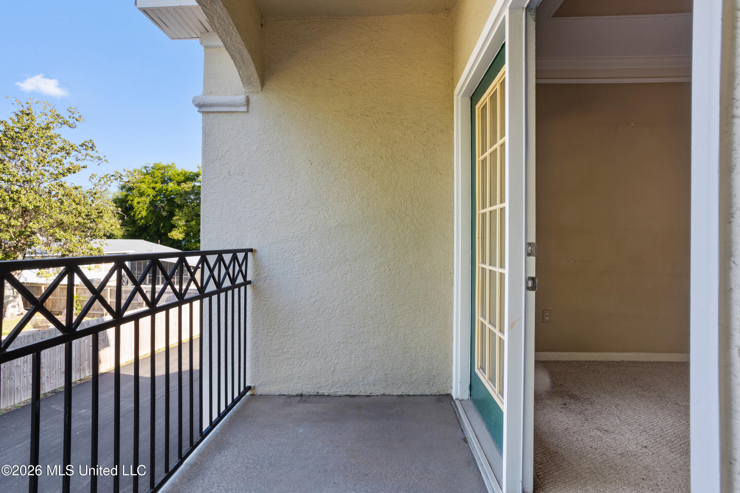 2252 Beach Drive Property Photo 22