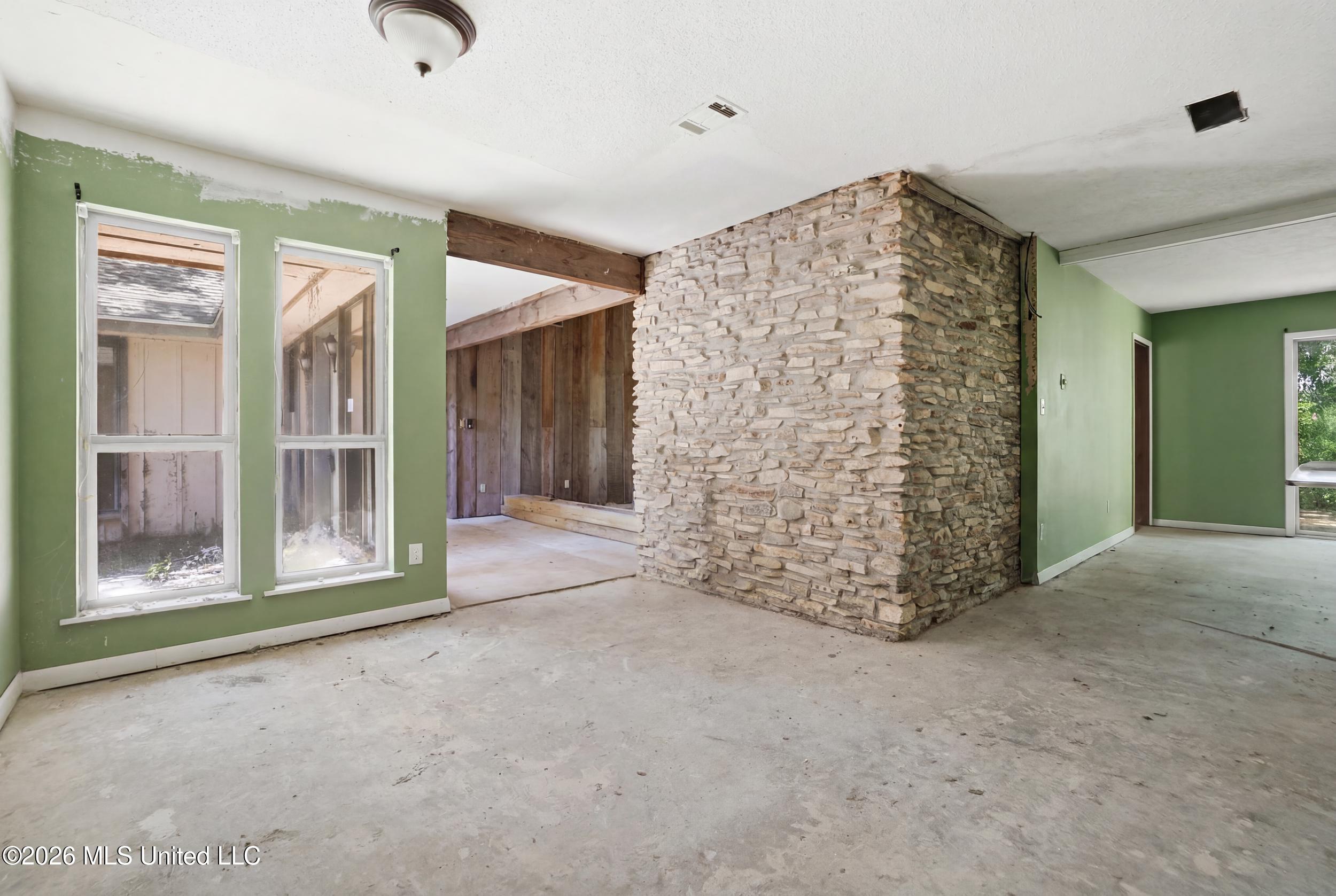 1432 Sioux Bayou Drive Property Photo 11