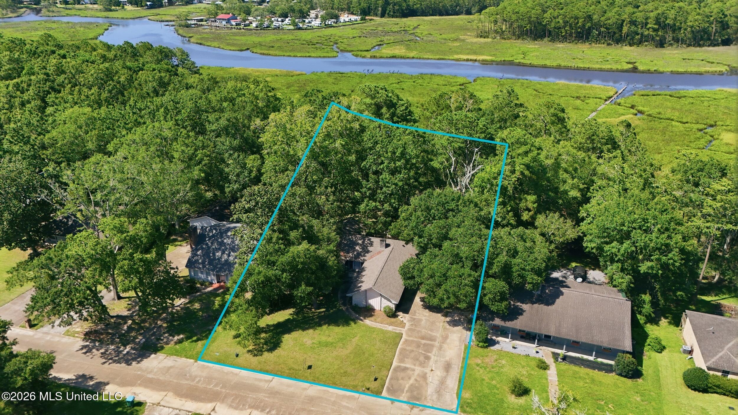 1432 Sioux Bayou Drive Property Photo 29