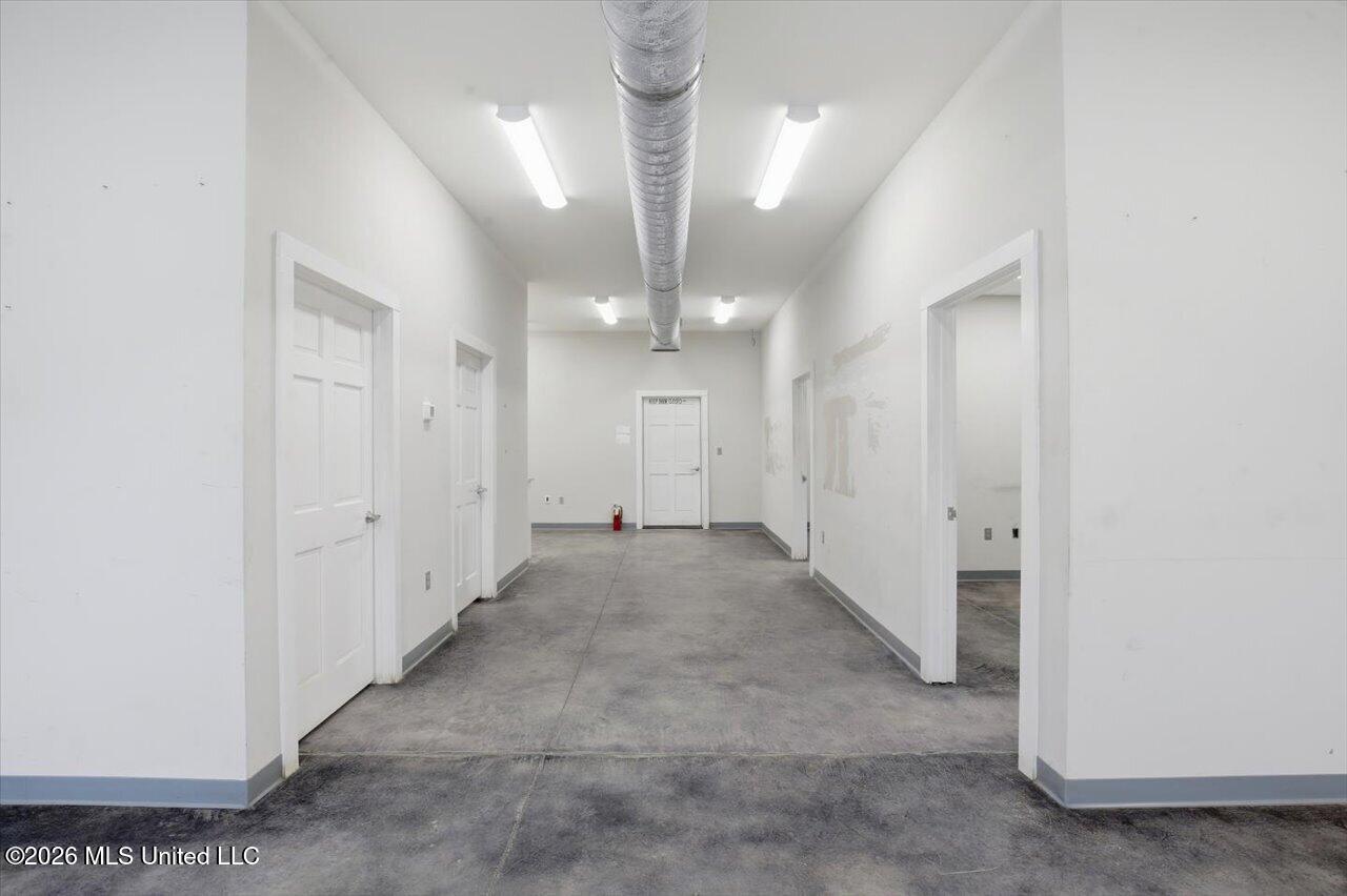 1505 Industrial Drive Property Photo 10