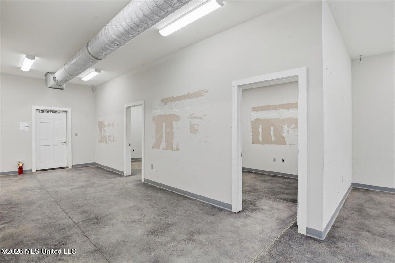 1505 Industrial Drive Property Photo 11