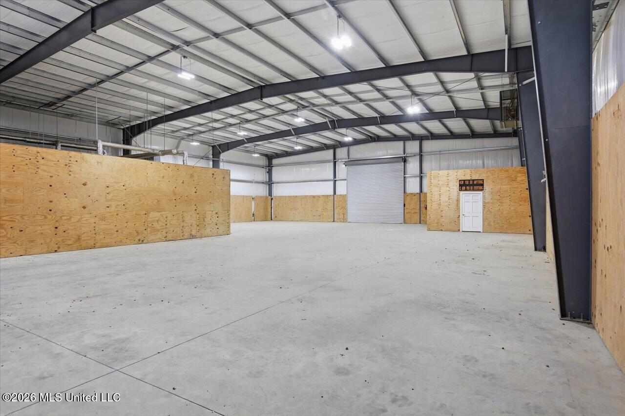 1505 Industrial Drive Property Photo 31