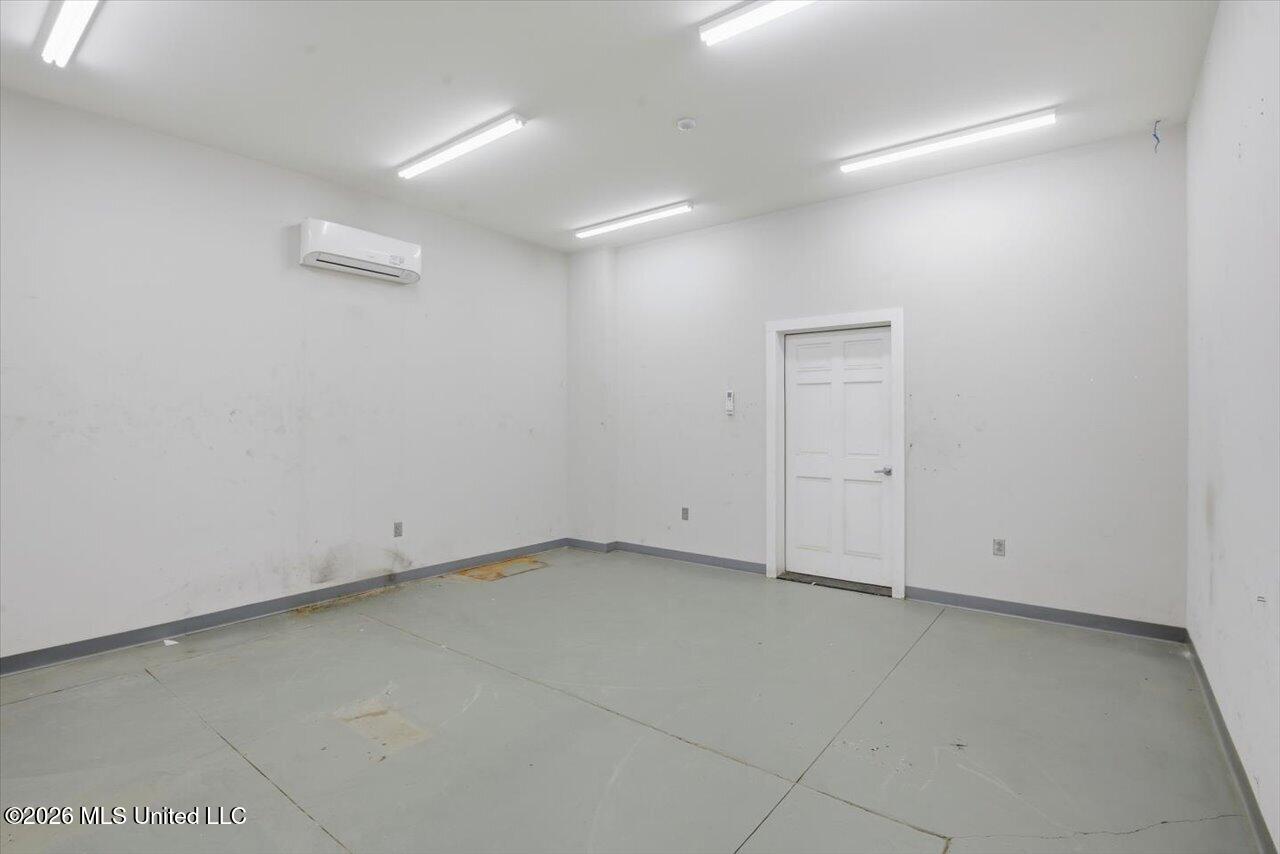 1505 Industrial Drive Property Photo 38