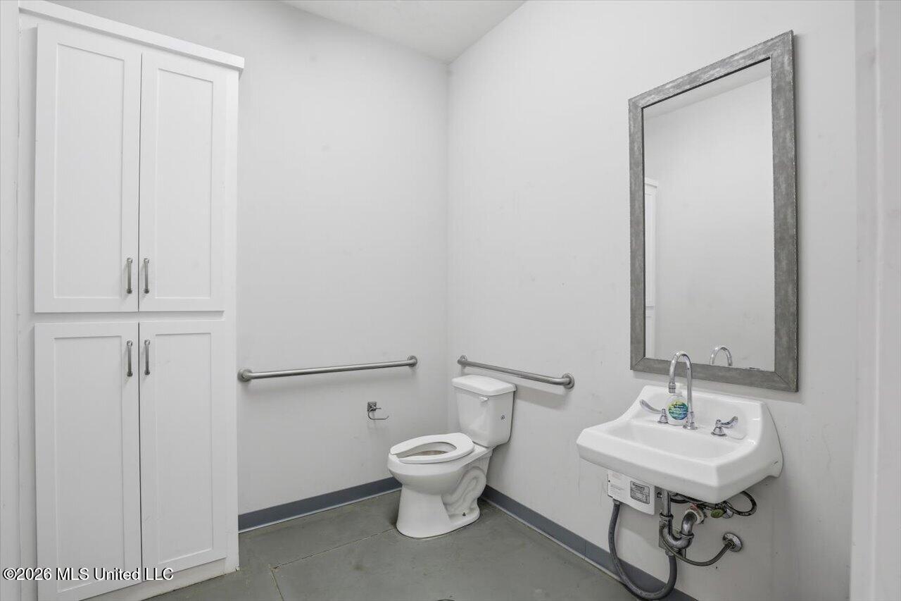 1505 Industrial Drive Property Photo 40