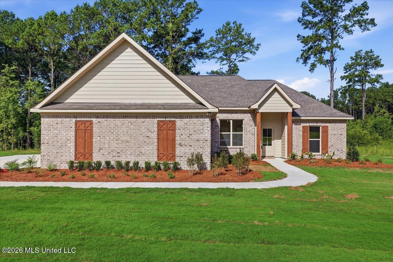 214 New Haven Lane Property Photo 1