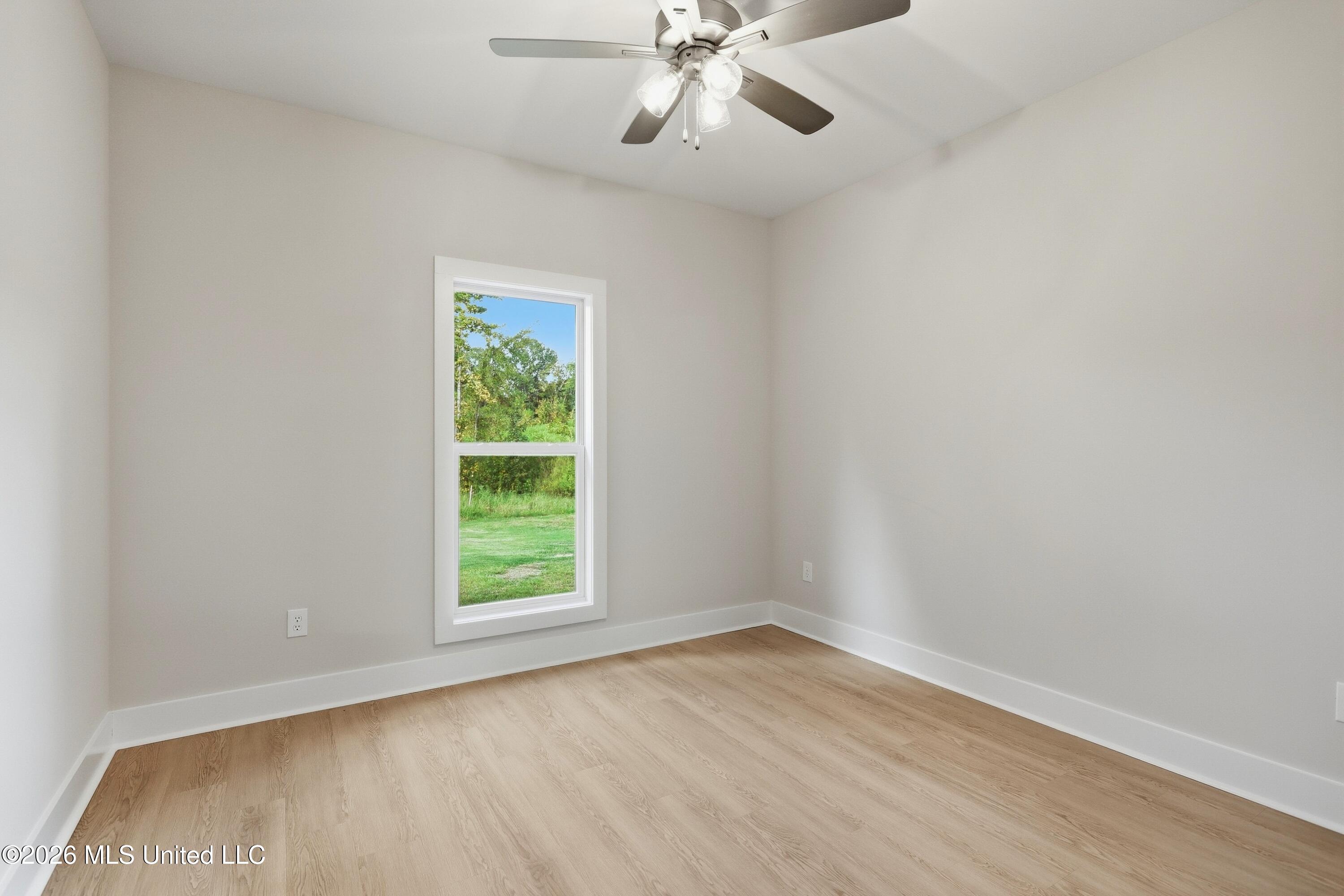 214 New Haven Lane Property Photo 26