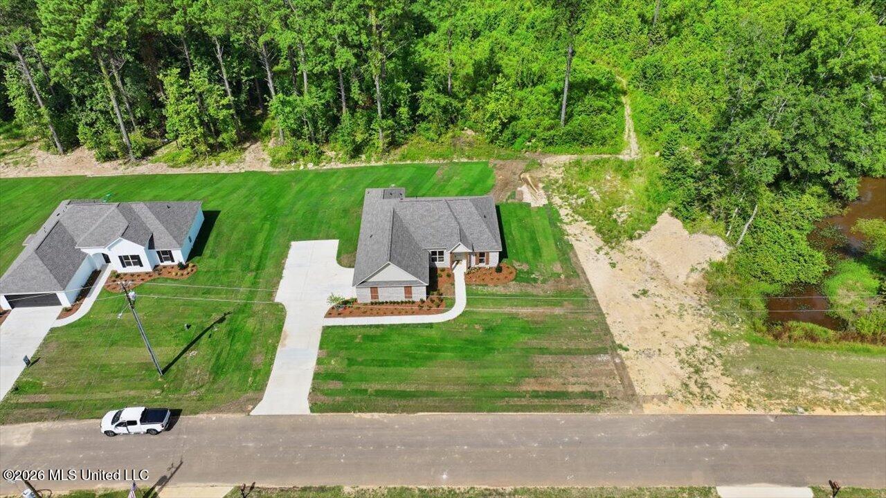 214 New Haven Lane Property Photo 42