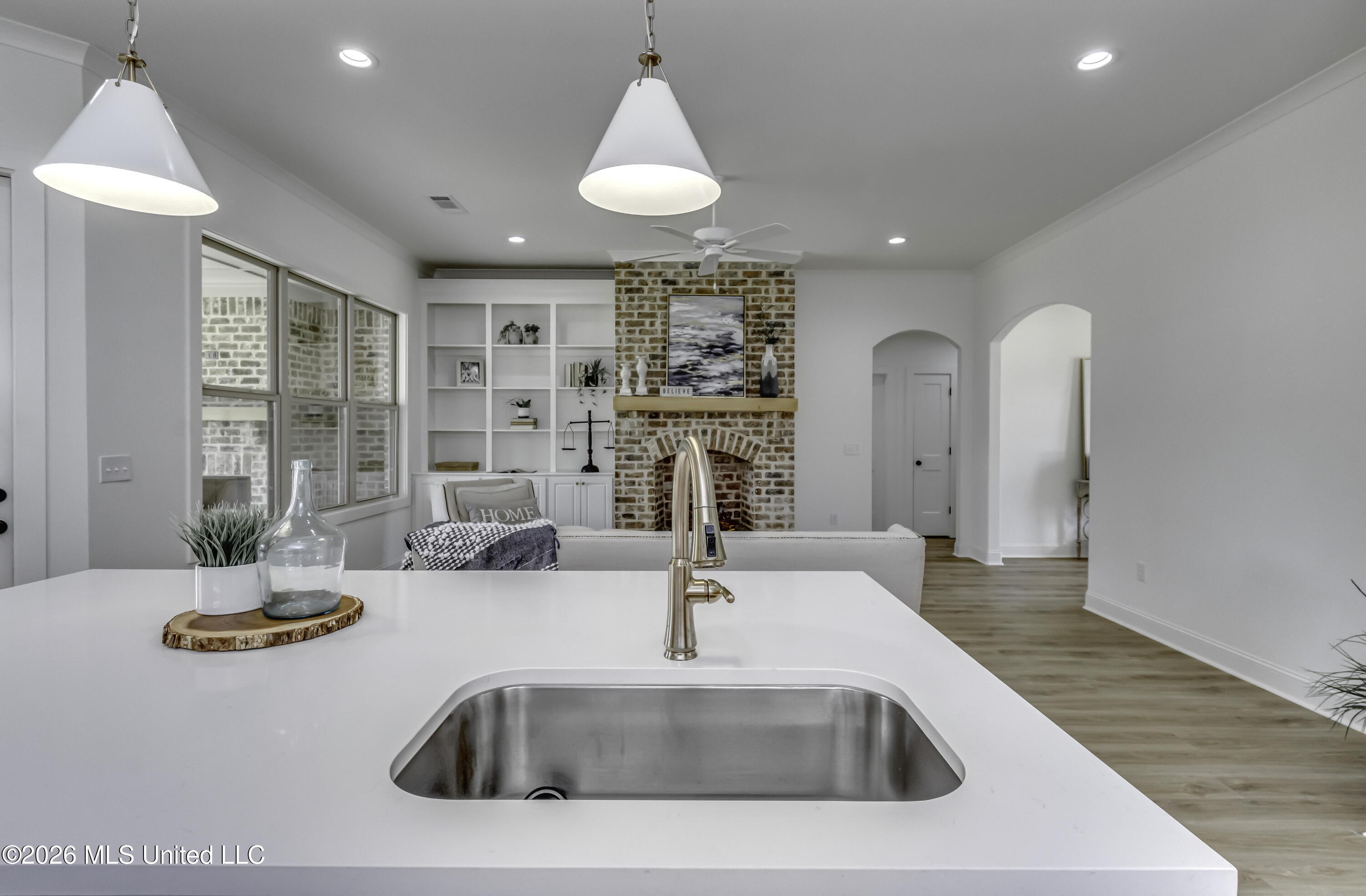 804 Albany Street Property Photo 23