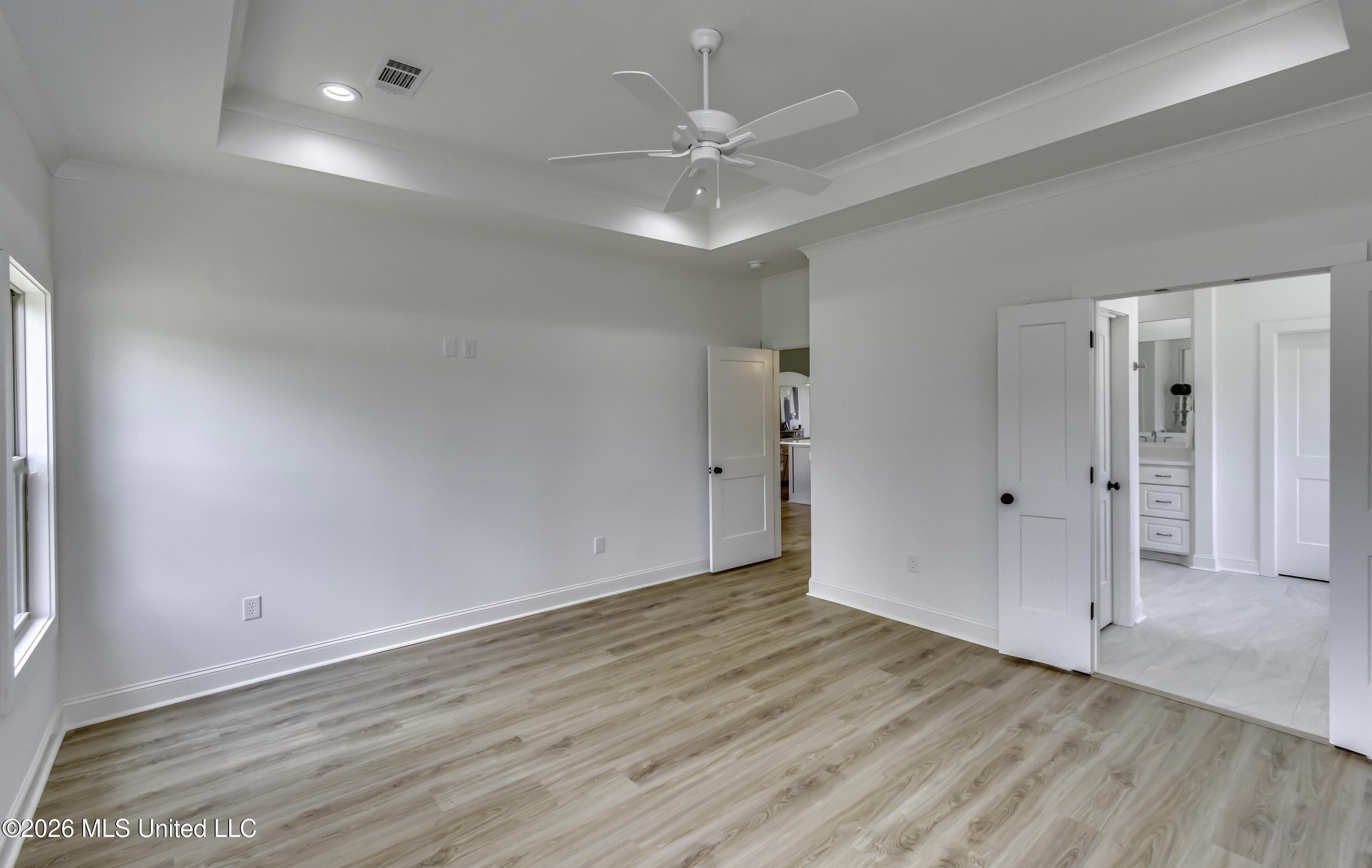 804 Albany Street Property Photo 33