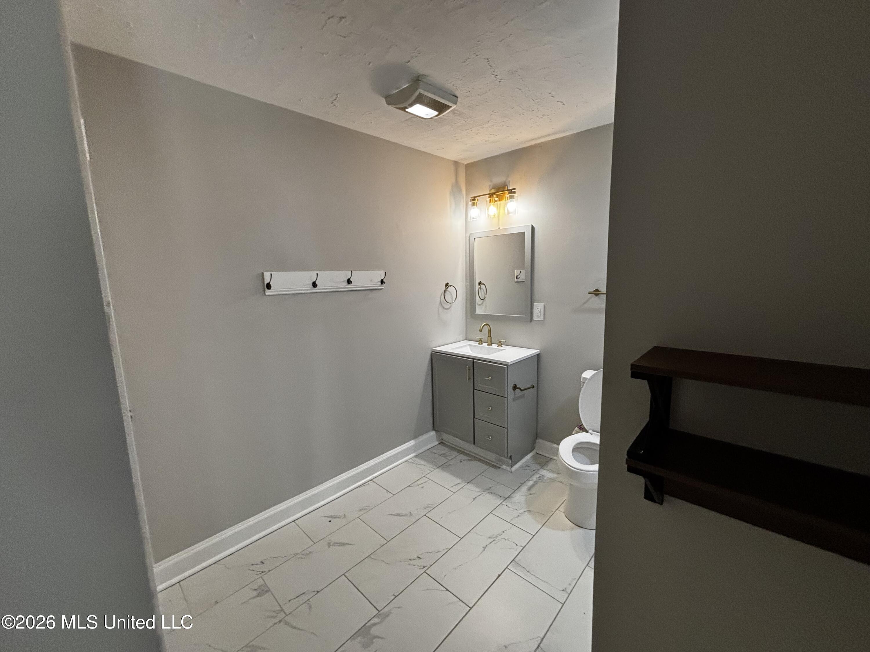 133 Cumberland Road Property Photo 8
