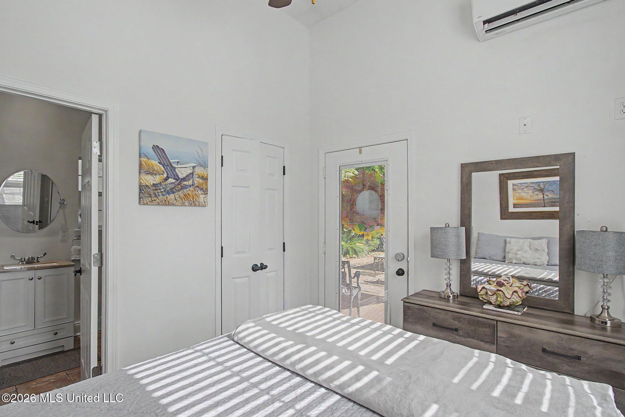 1521 Roberts Avenue Property Photo 11