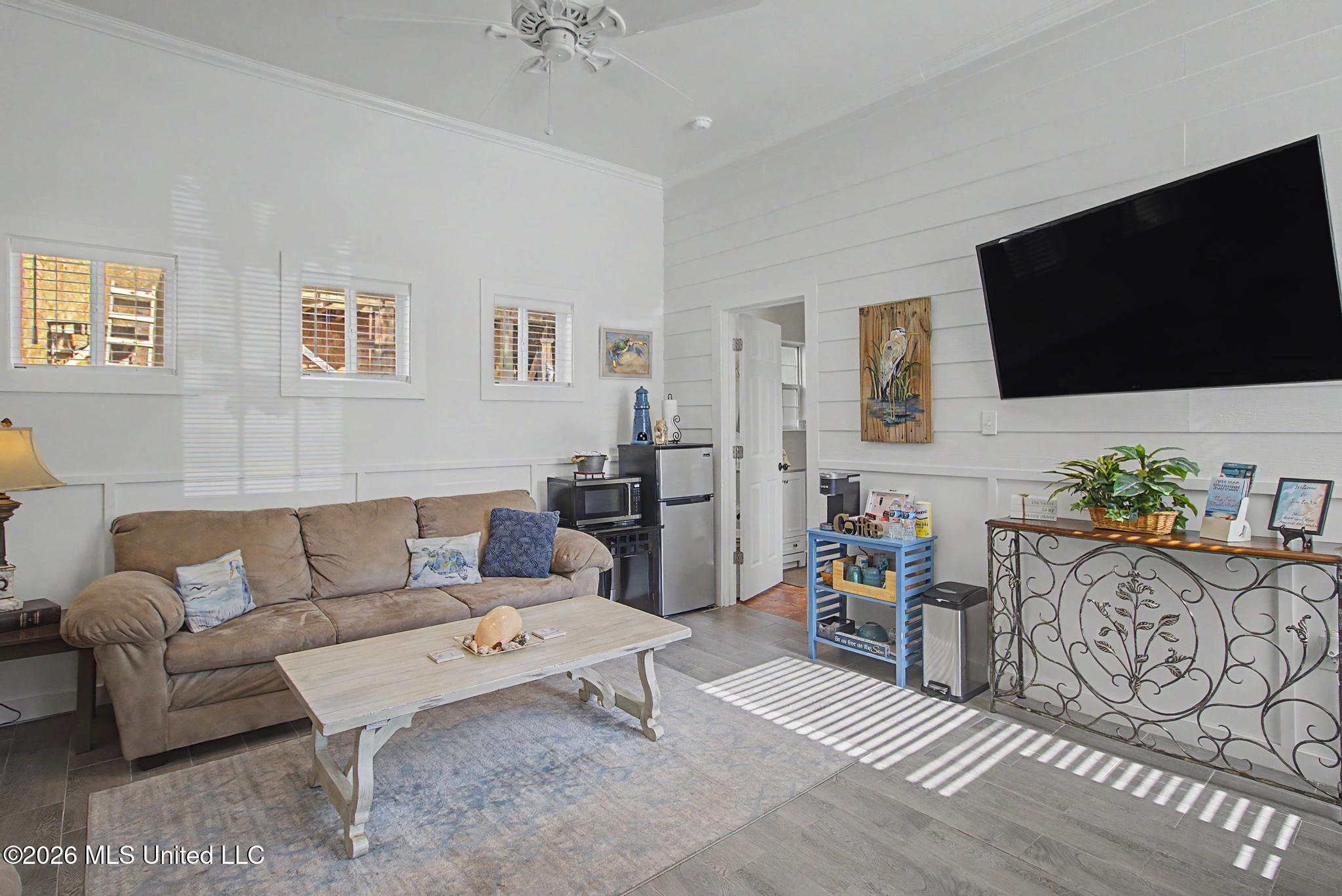 1521 Roberts Avenue Property Photo 14