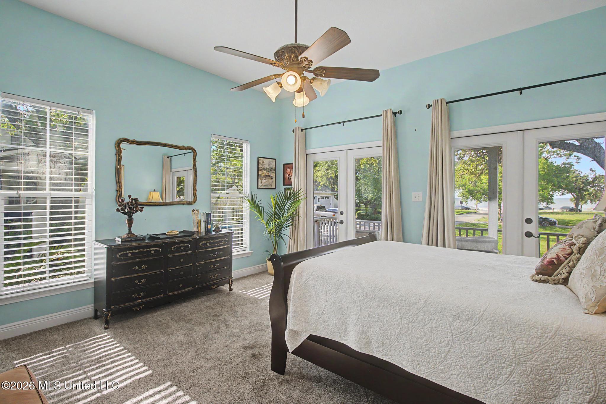1521 Roberts Avenue Property Photo 18