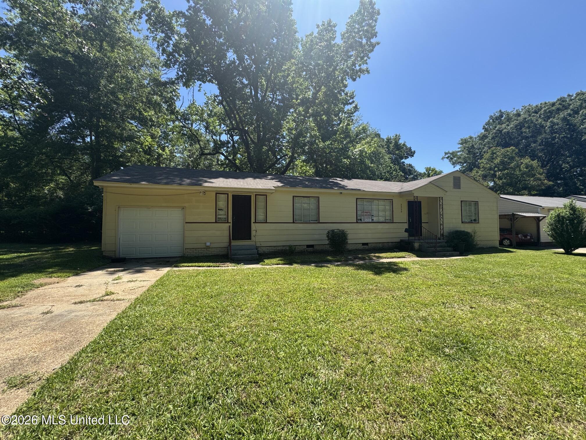3330 Charleston Drive Property Photo 2