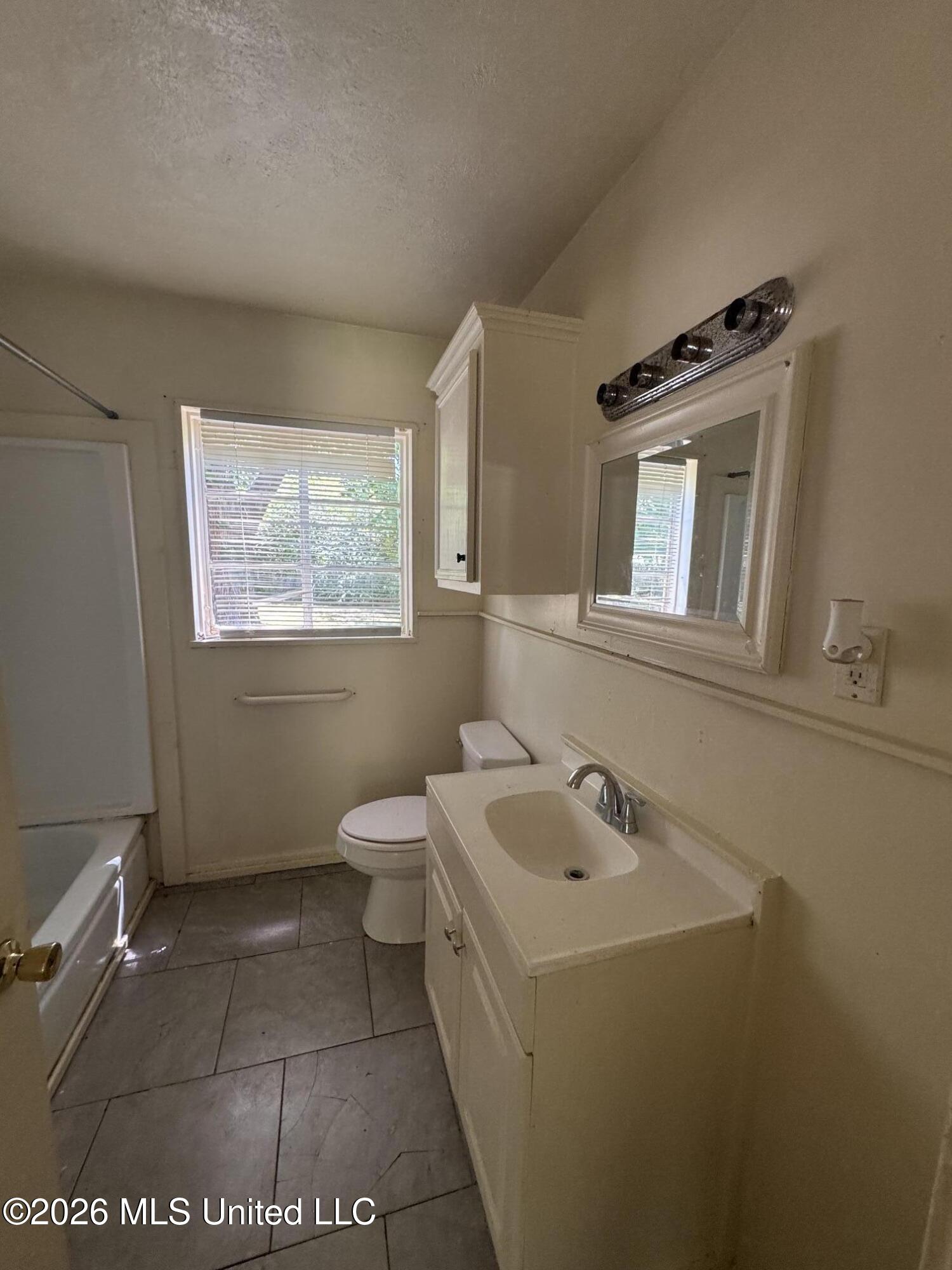 3330 Charleston Drive Property Photo 11