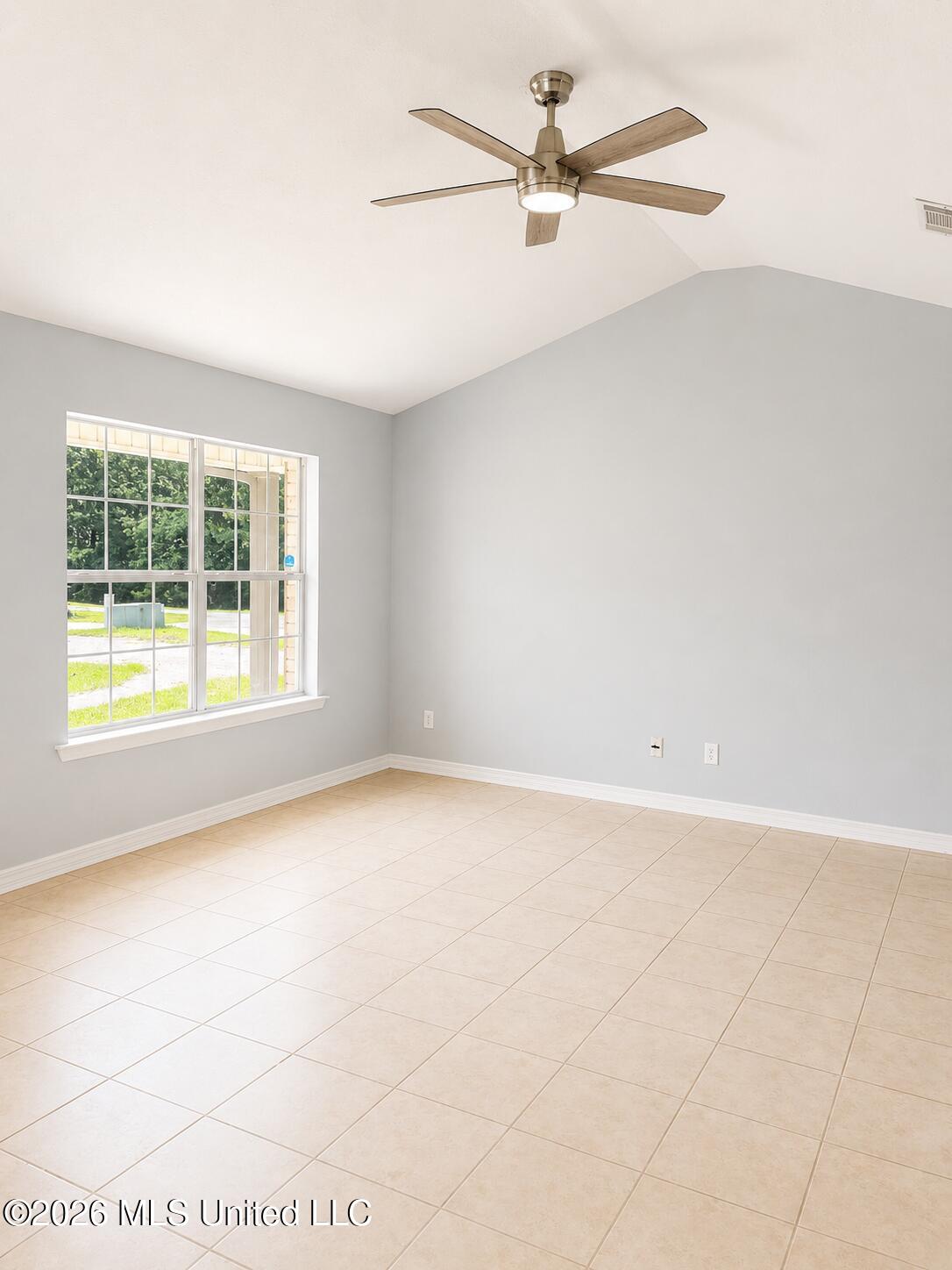 22034 Rayvan Lane Property Photo 5