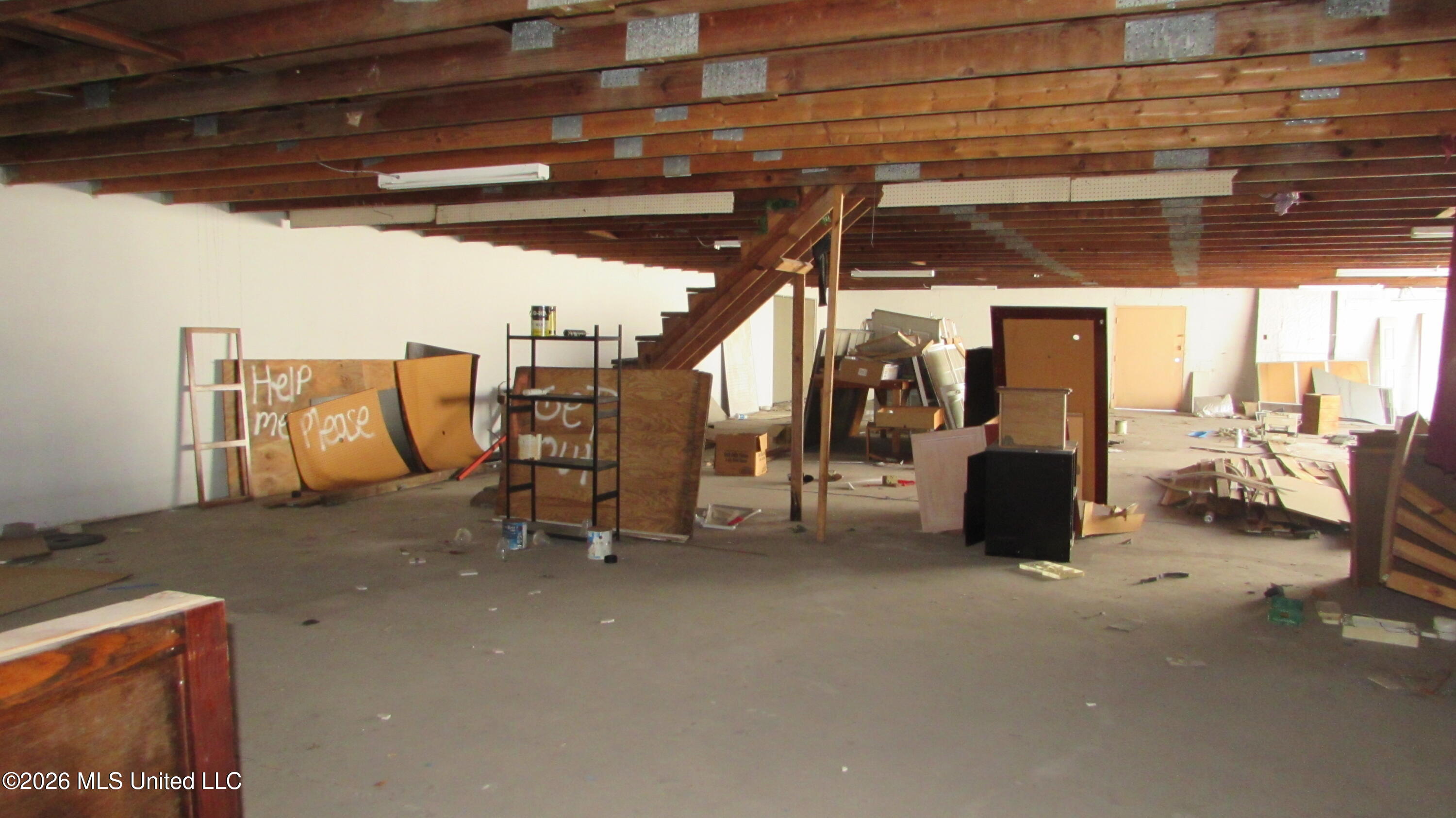 1900 28th Street Property Photo 5