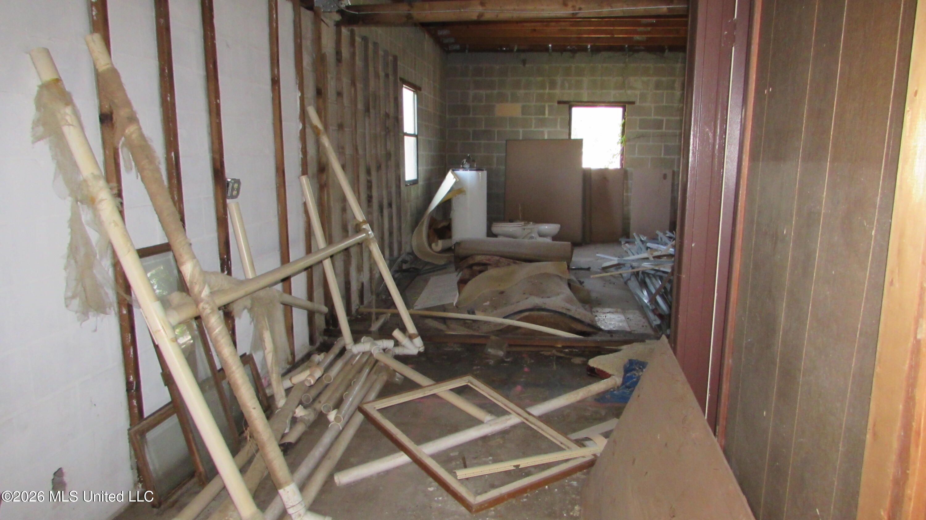 1900 28th Street Property Photo 7
