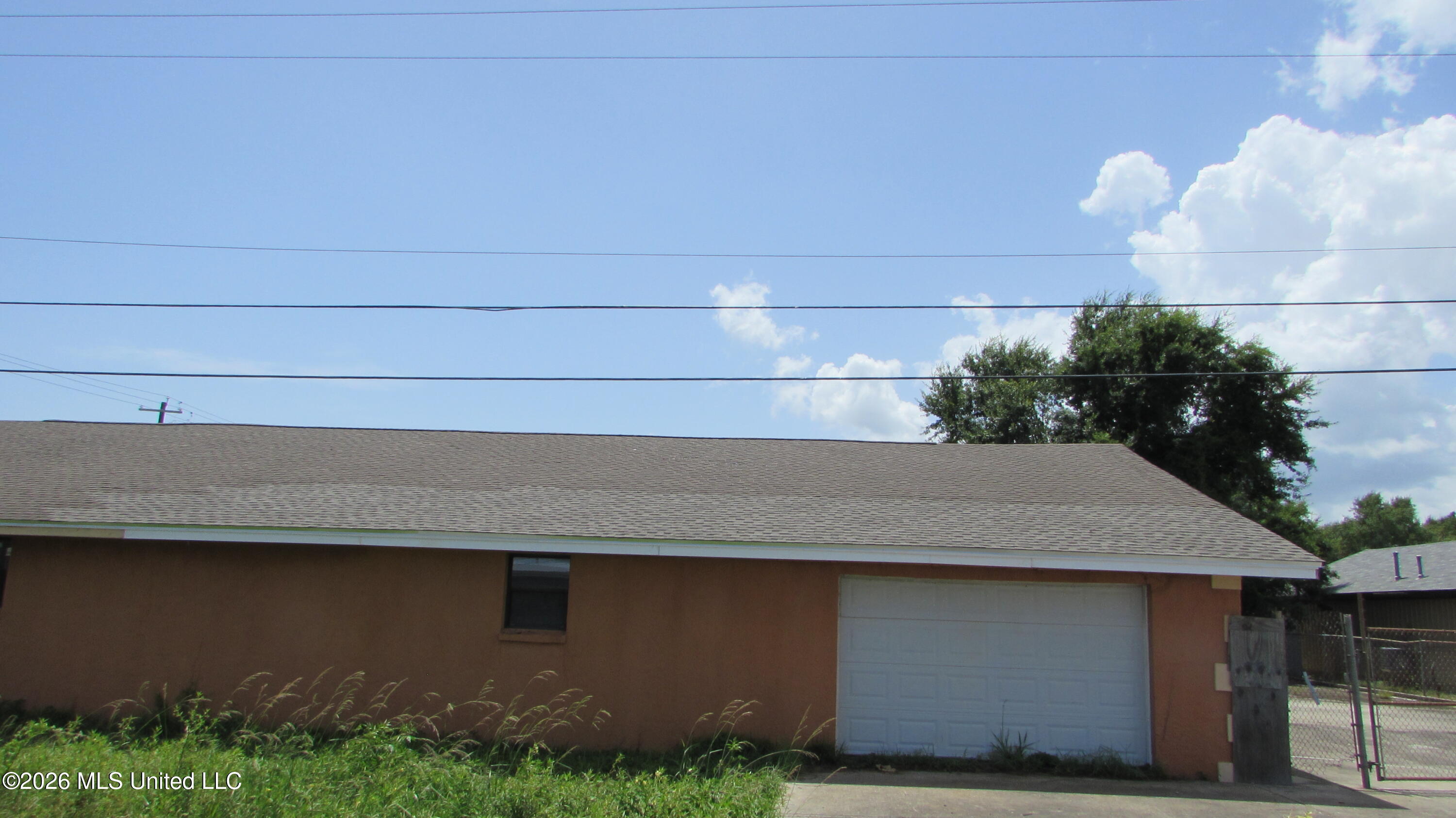 1900 28th Street Property Photo 12