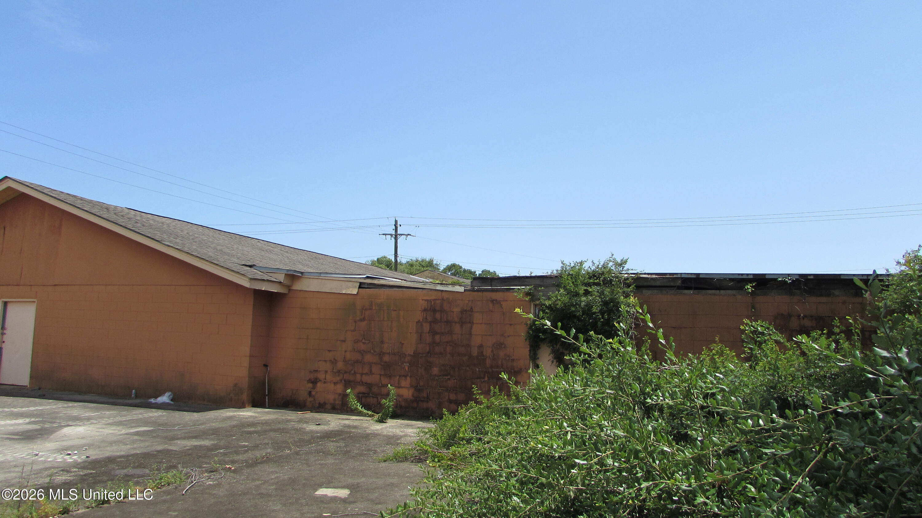 1900 28th Street Property Photo 13