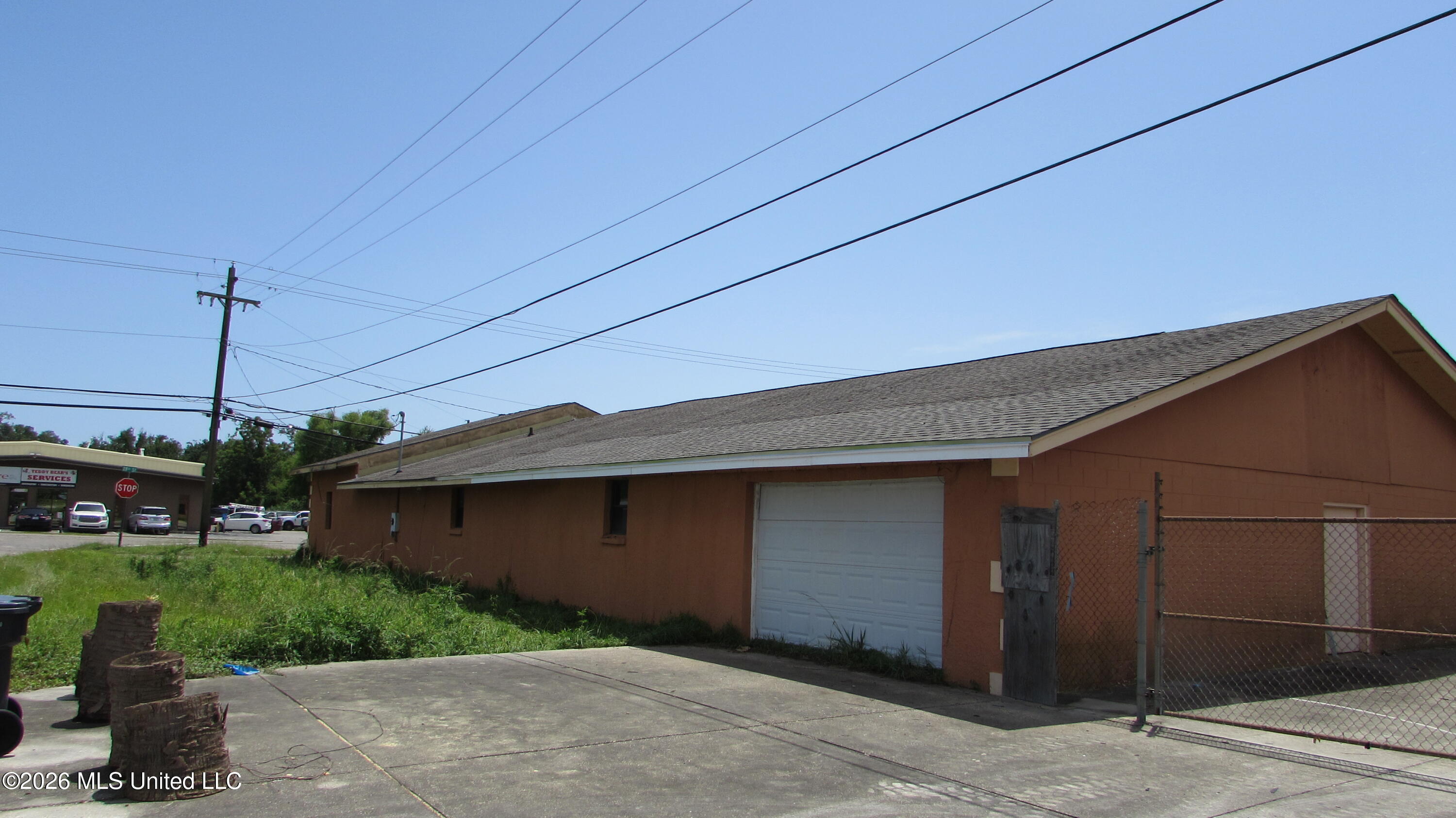1900 28th Street Property Photo 15