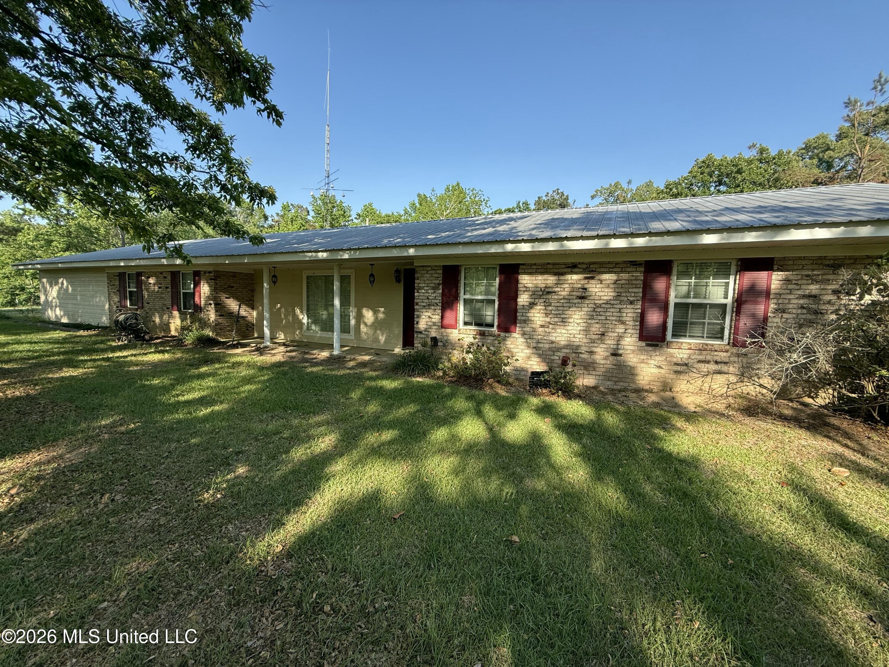 11853 Ebenezer-coxburg Road Property Photo 1