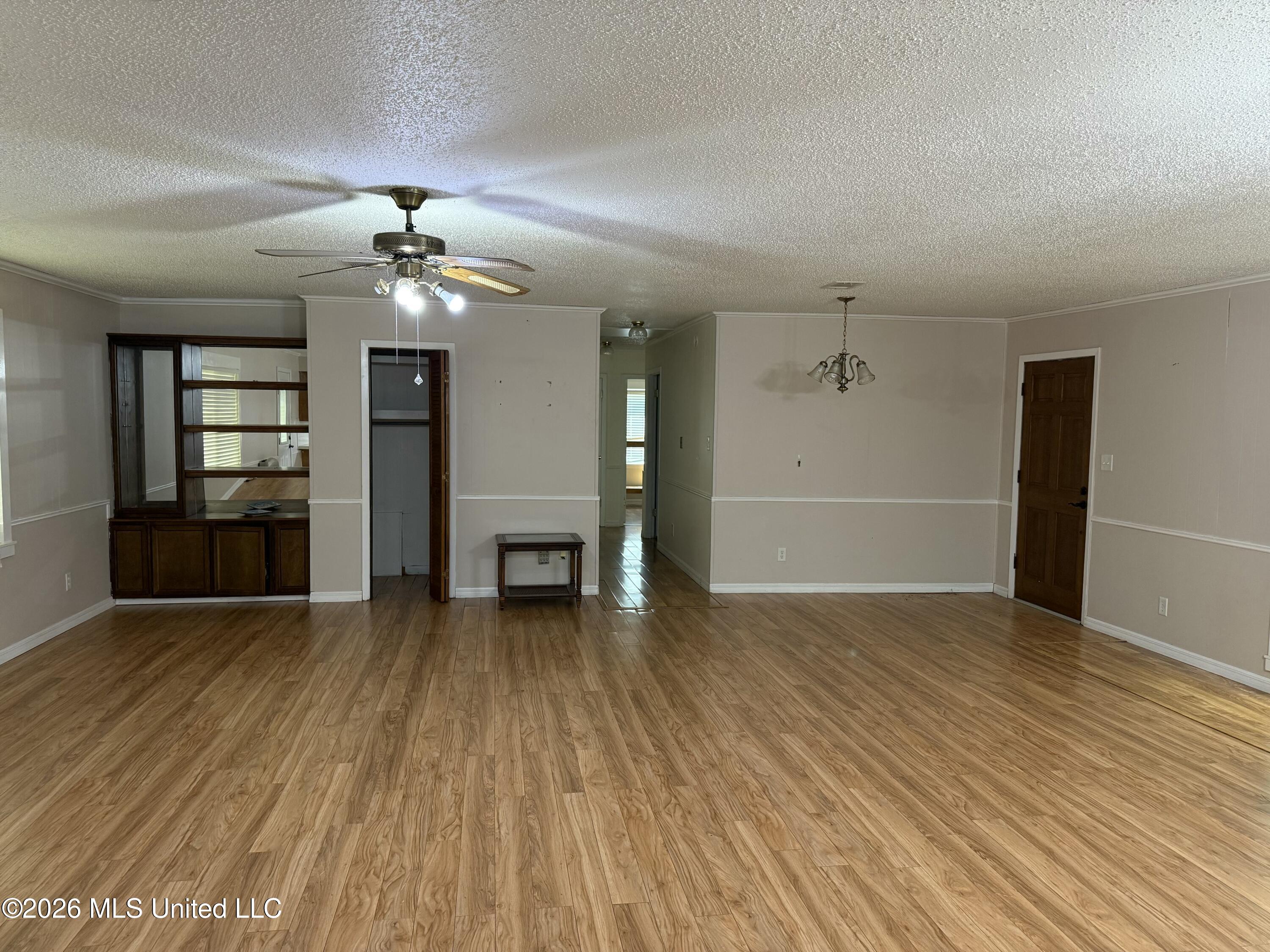 11853 Ebenezer-coxburg Road Property Photo 4