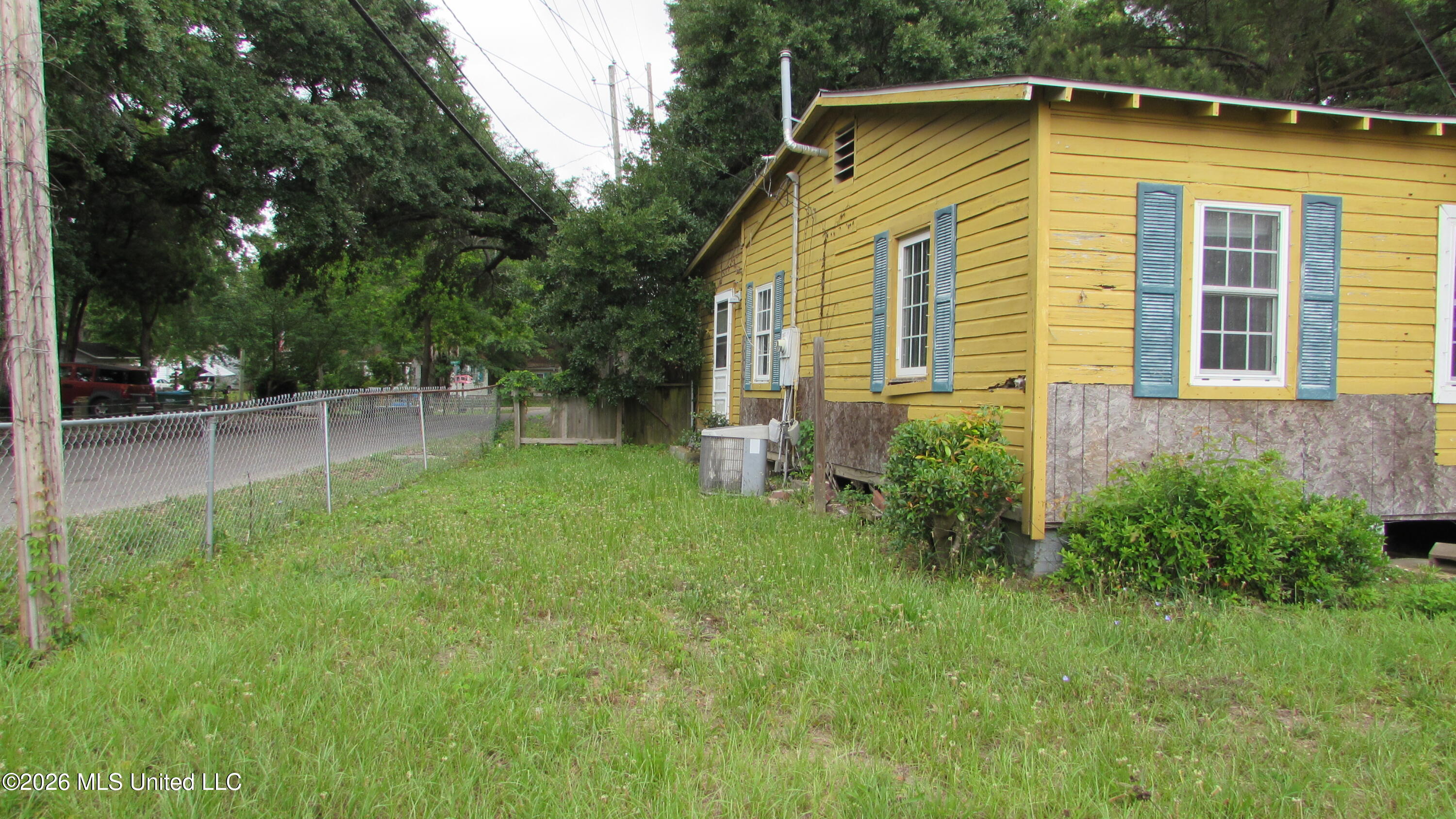 303 Myrtle Street Property Photo 10