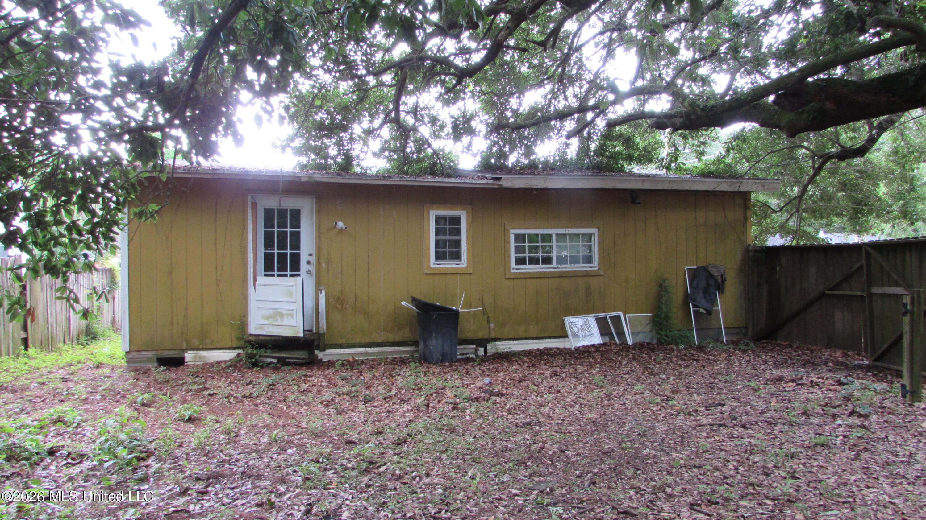 303 Myrtle Street Property Photo 11
