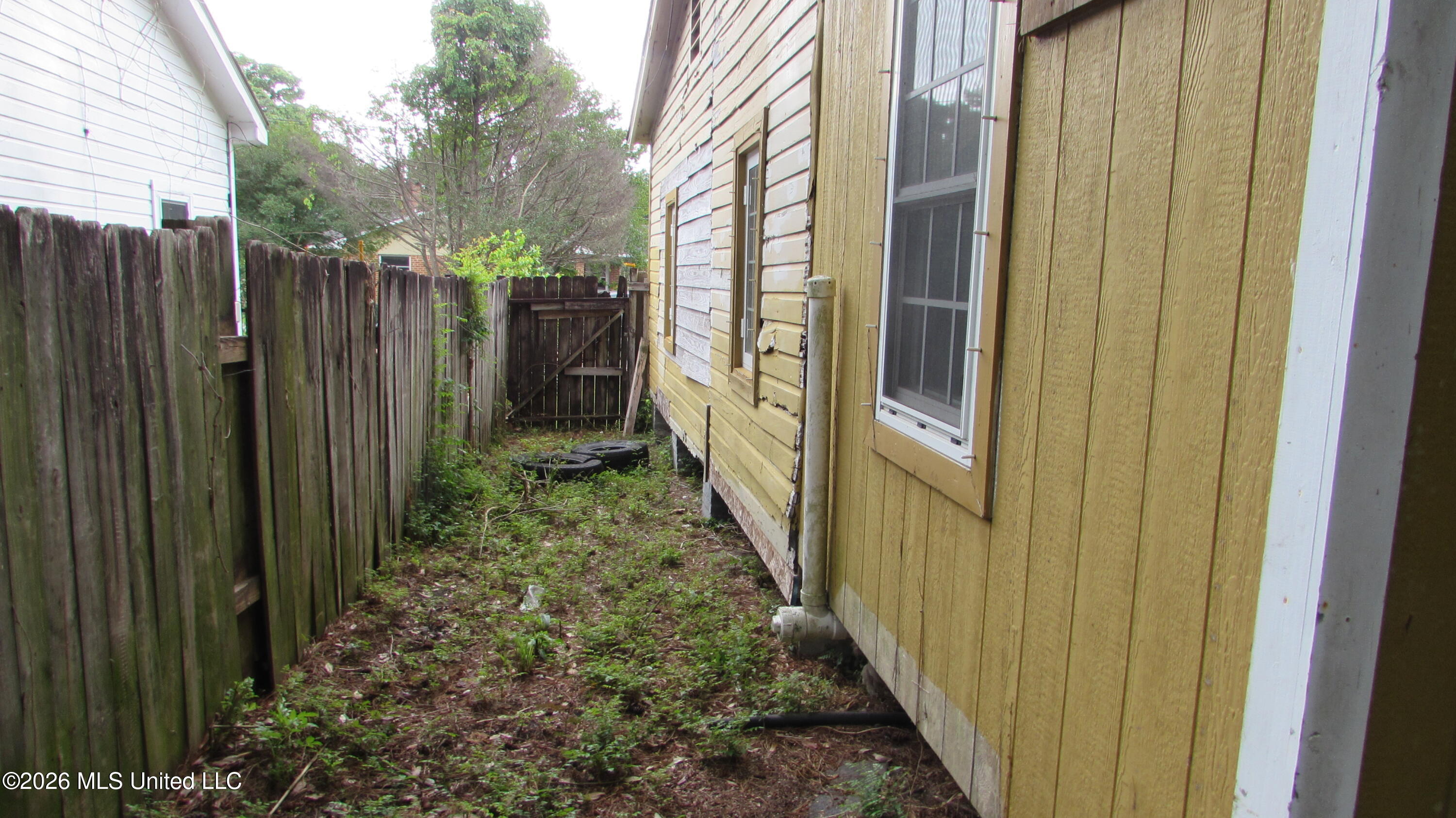 303 Myrtle Street Property Photo 12