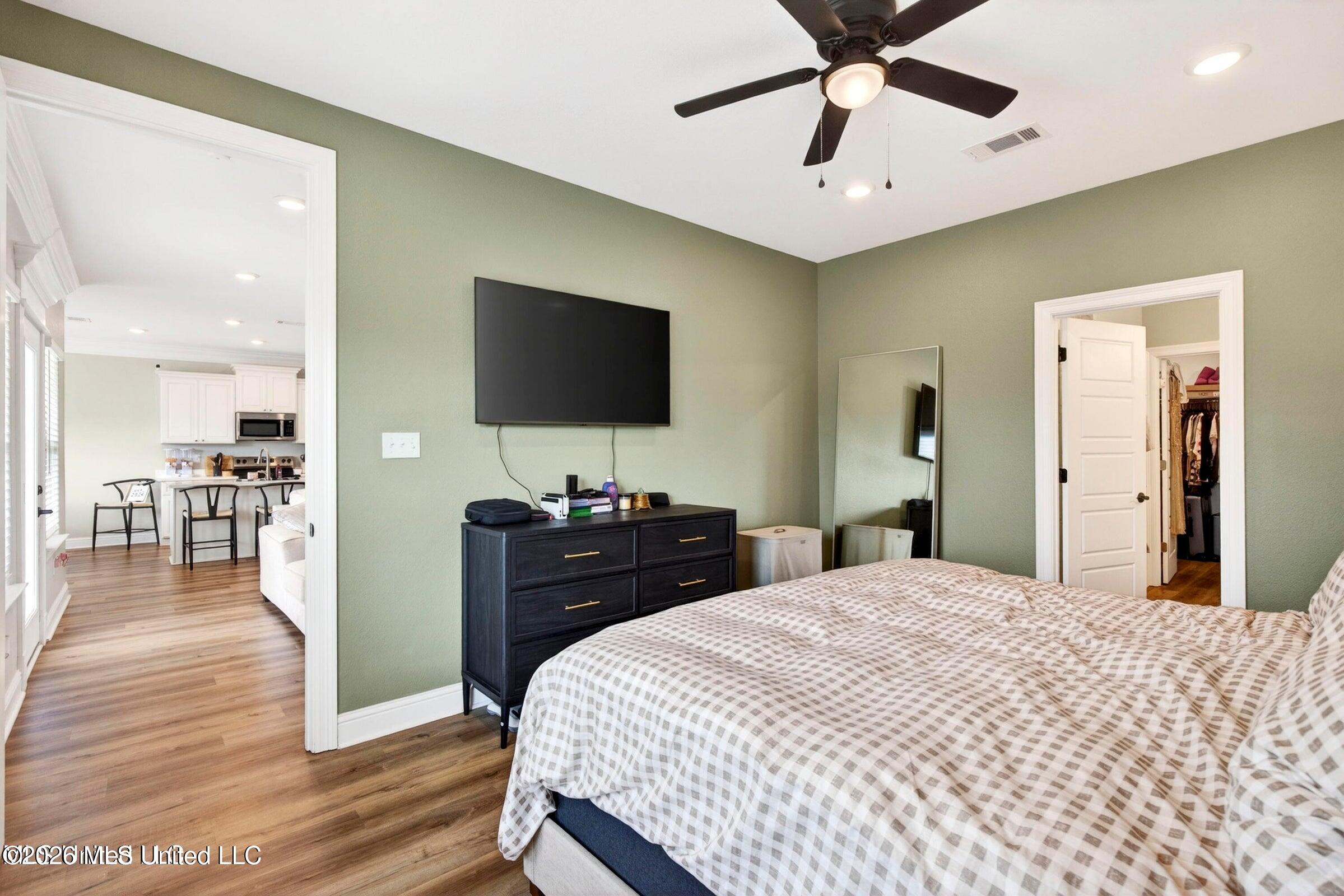 10677 Wren Grove Property Photo 16