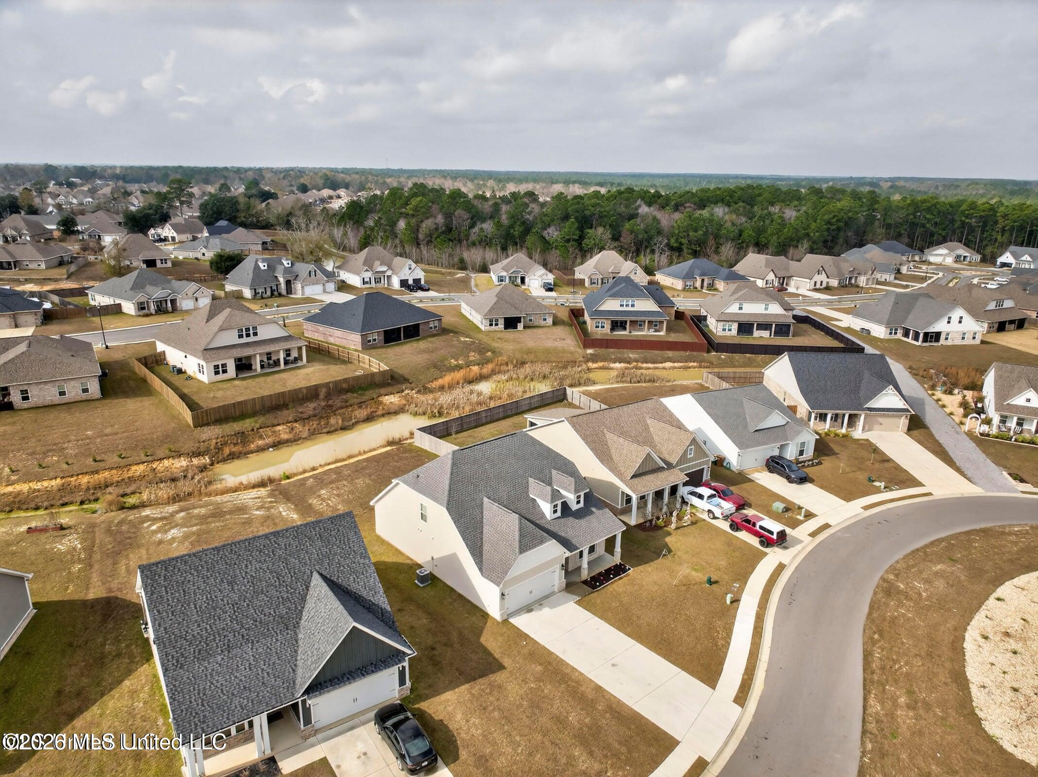 10677 Wren Grove Property Photo 34