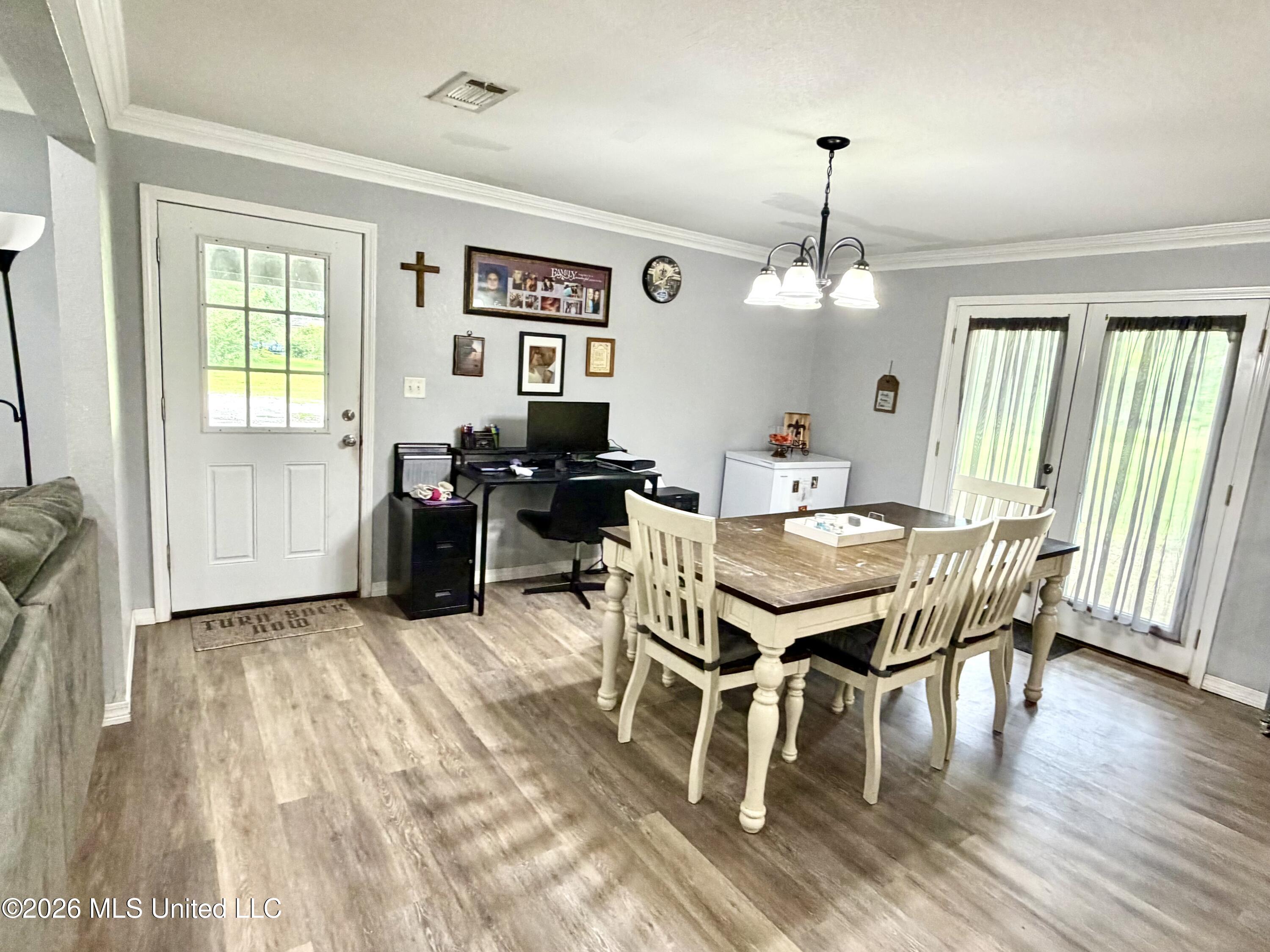 25825 Setina Road Property Photo 10