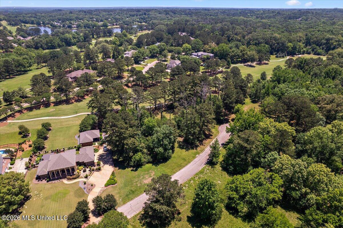 111 Bristol Court Property Photo 2