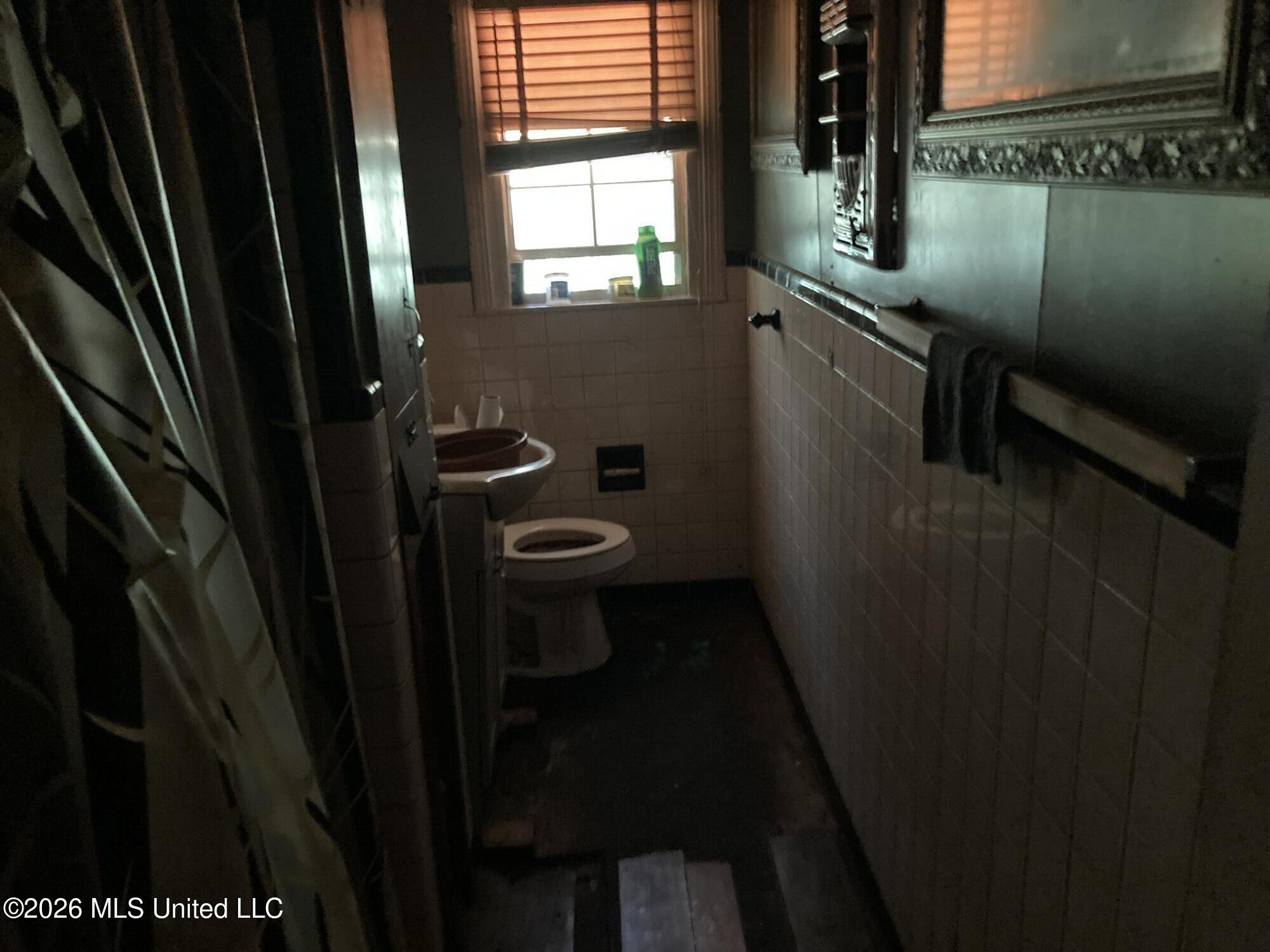 4460 Welota Drive Property Photo 12
