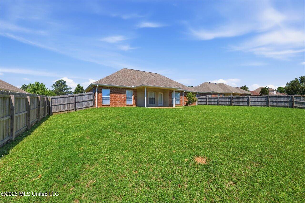 210 Crescent Ridge Drive Property Photo 30