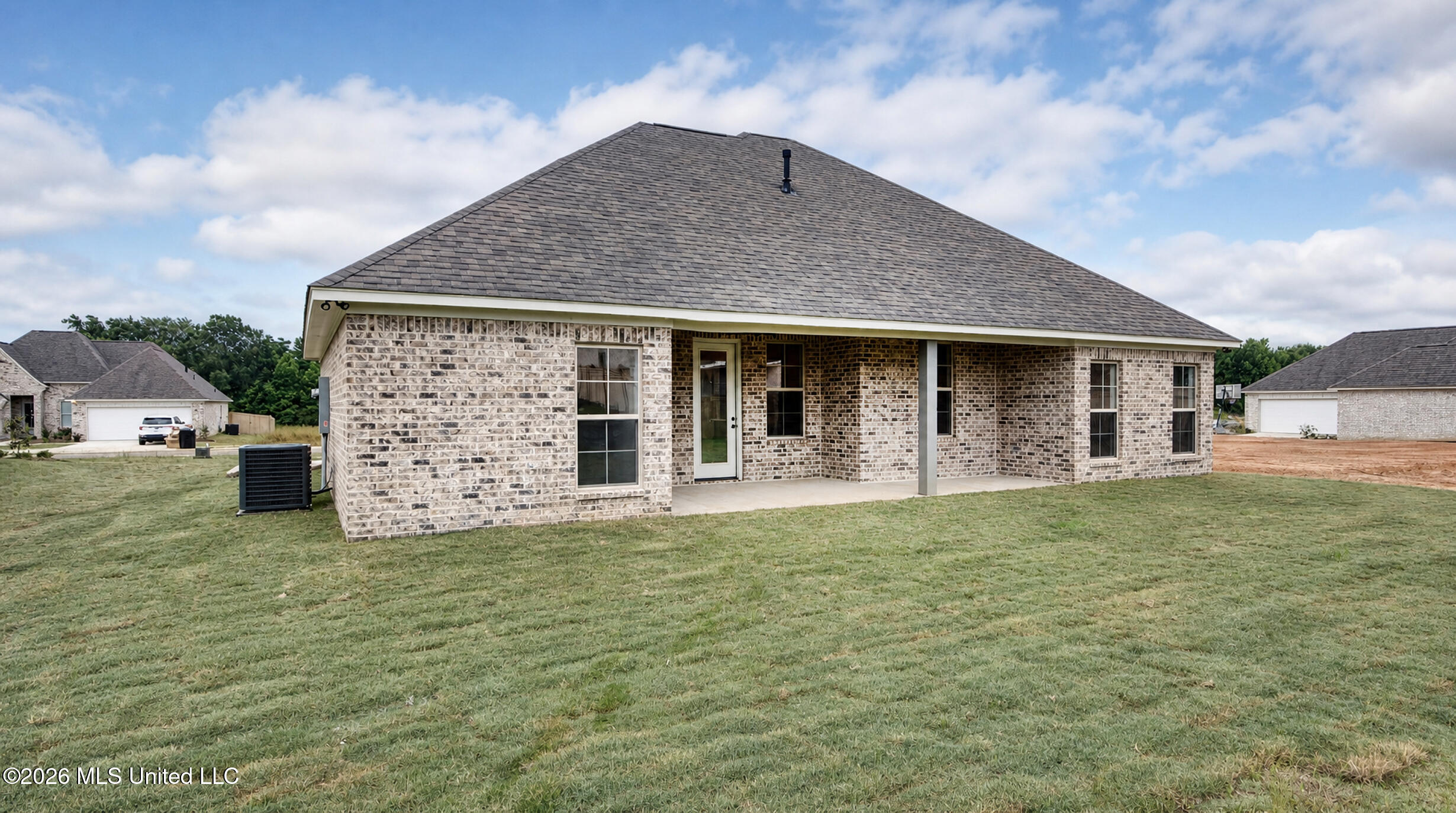 445 Baliegh Way Property Photo 6