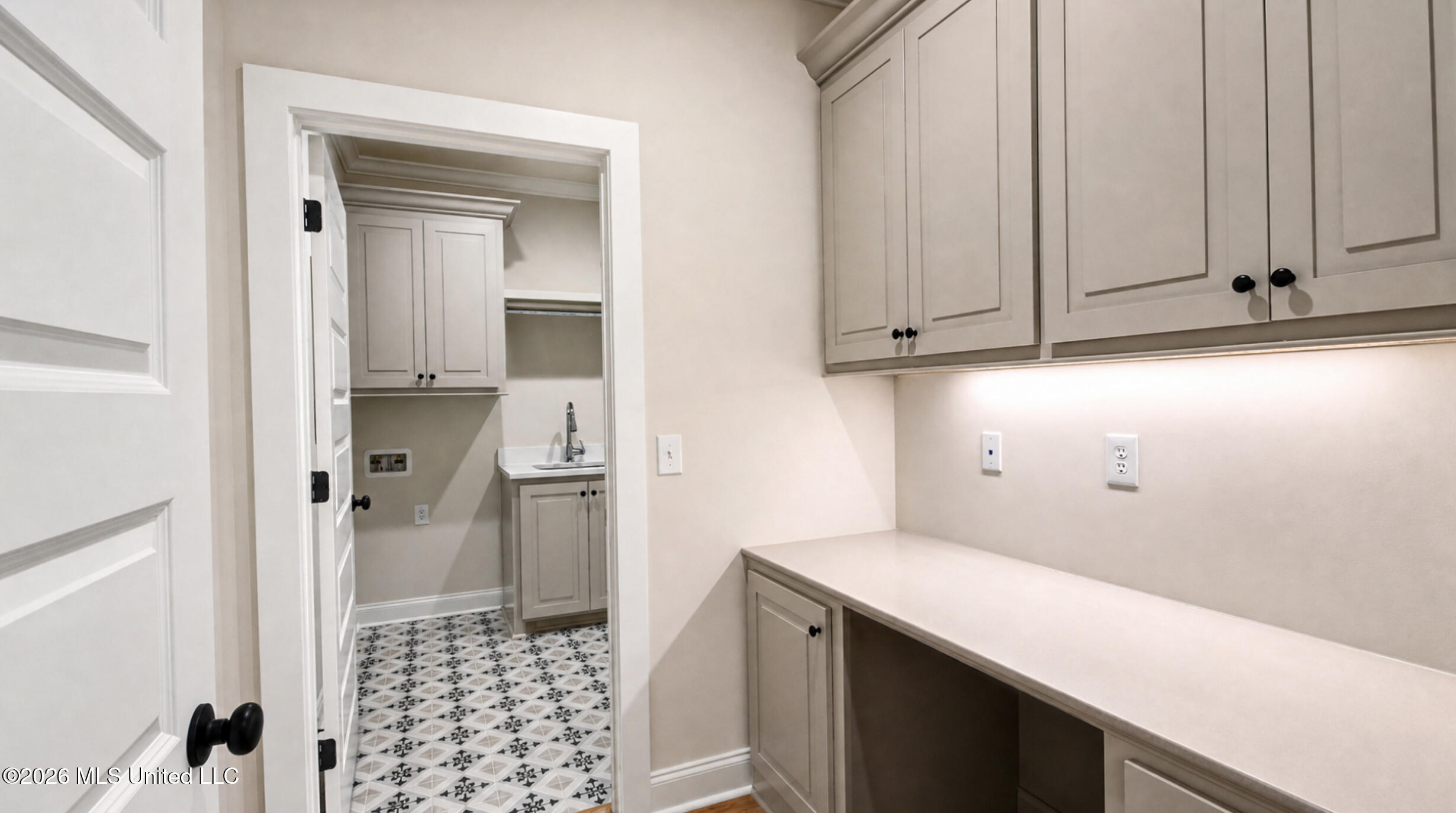 445 Baliegh Way Property Photo 18
