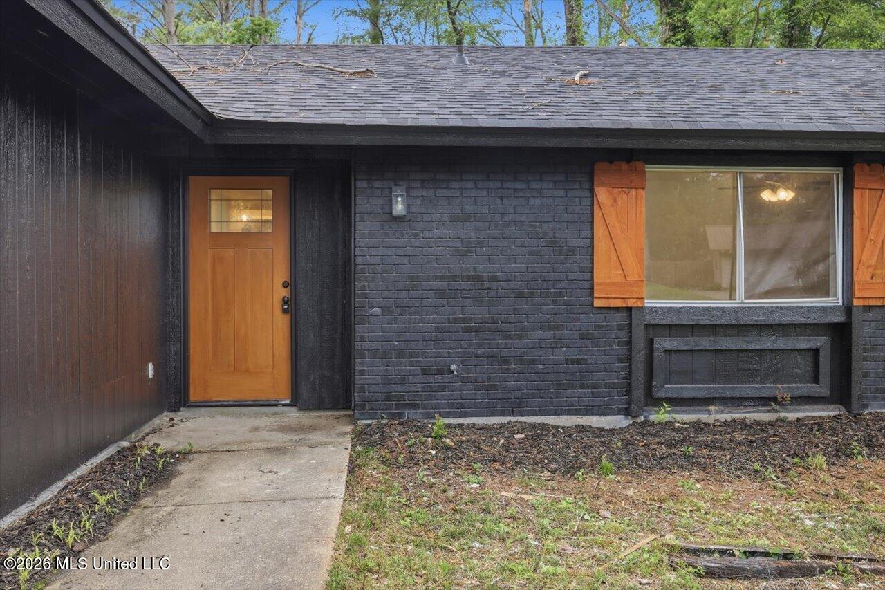 609 Briarcliff Circle Property Photo 2