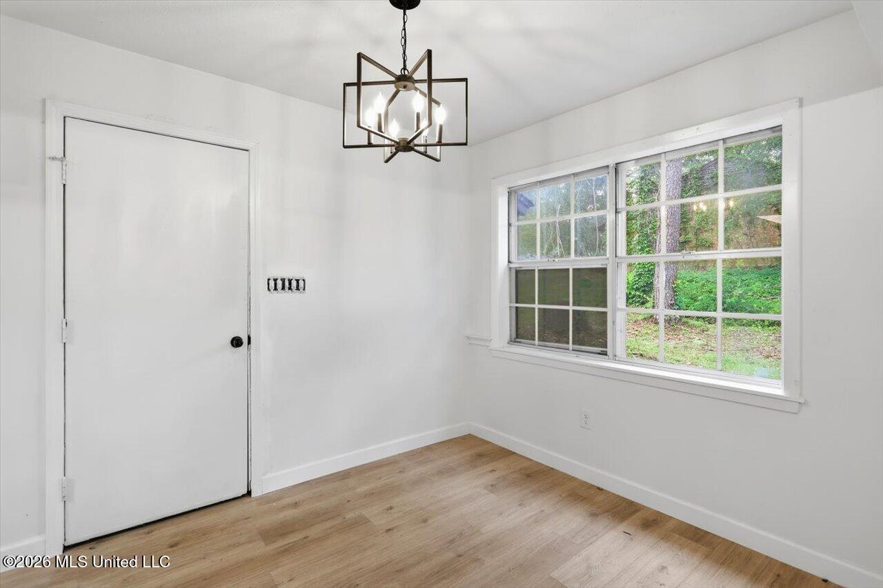 609 Briarcliff Circle Property Photo 9