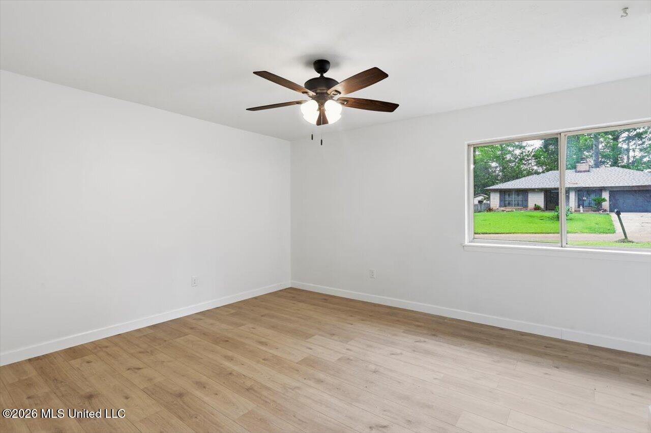 609 Briarcliff Circle Property Photo 13