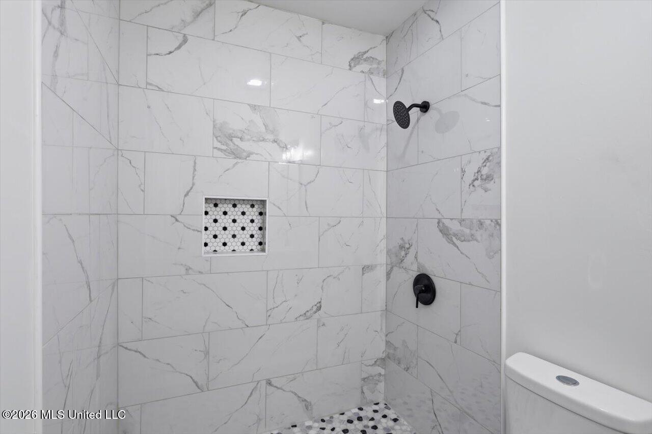 609 Briarcliff Circle Property Photo 17