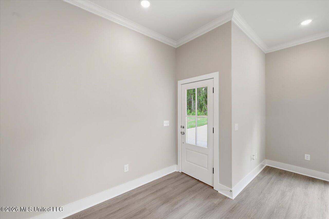 249 Smith Drive Property Photo 4