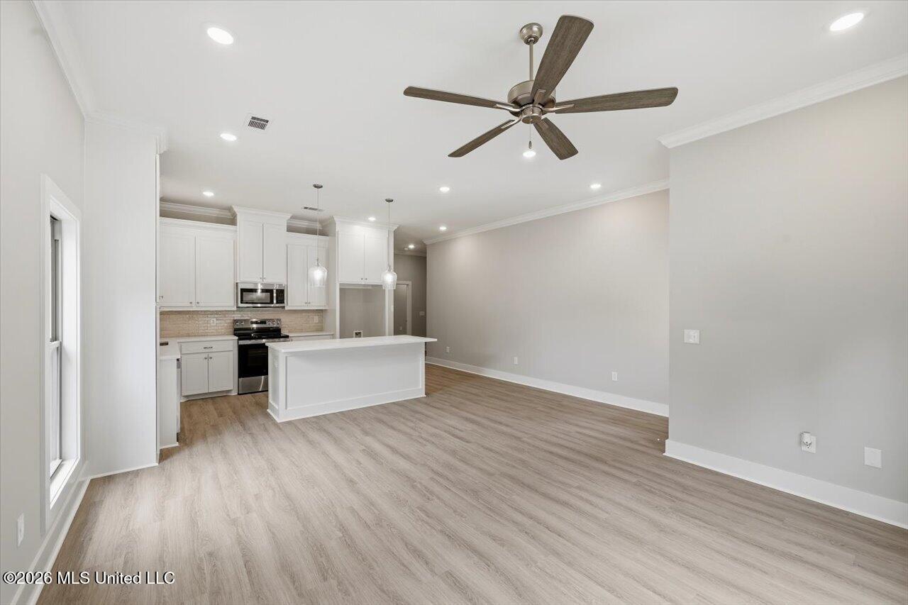 249 Smith Drive Property Photo 6