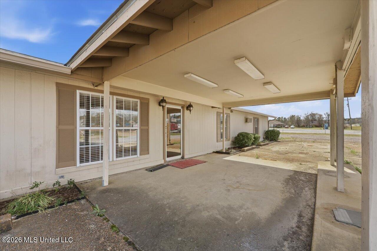 96 Baker Lane Property Photo 16
