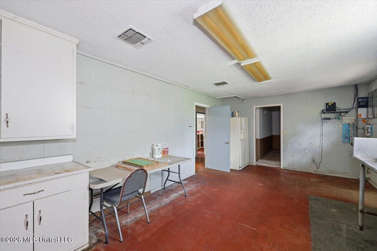 96 Baker Lane Property Photo 34